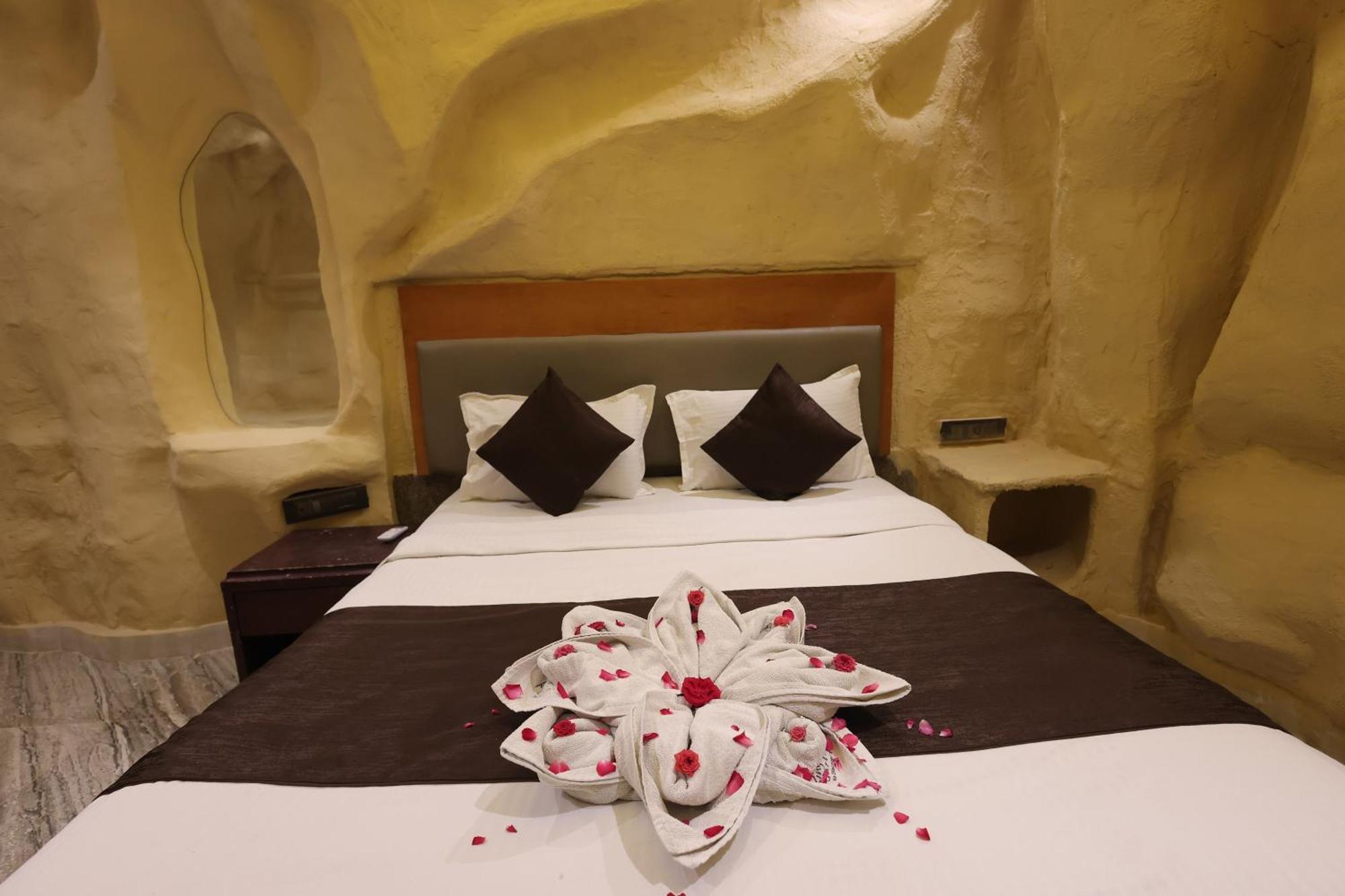 Hotel King Garden Mahābaleshwar Dış mekan fotoğraf
