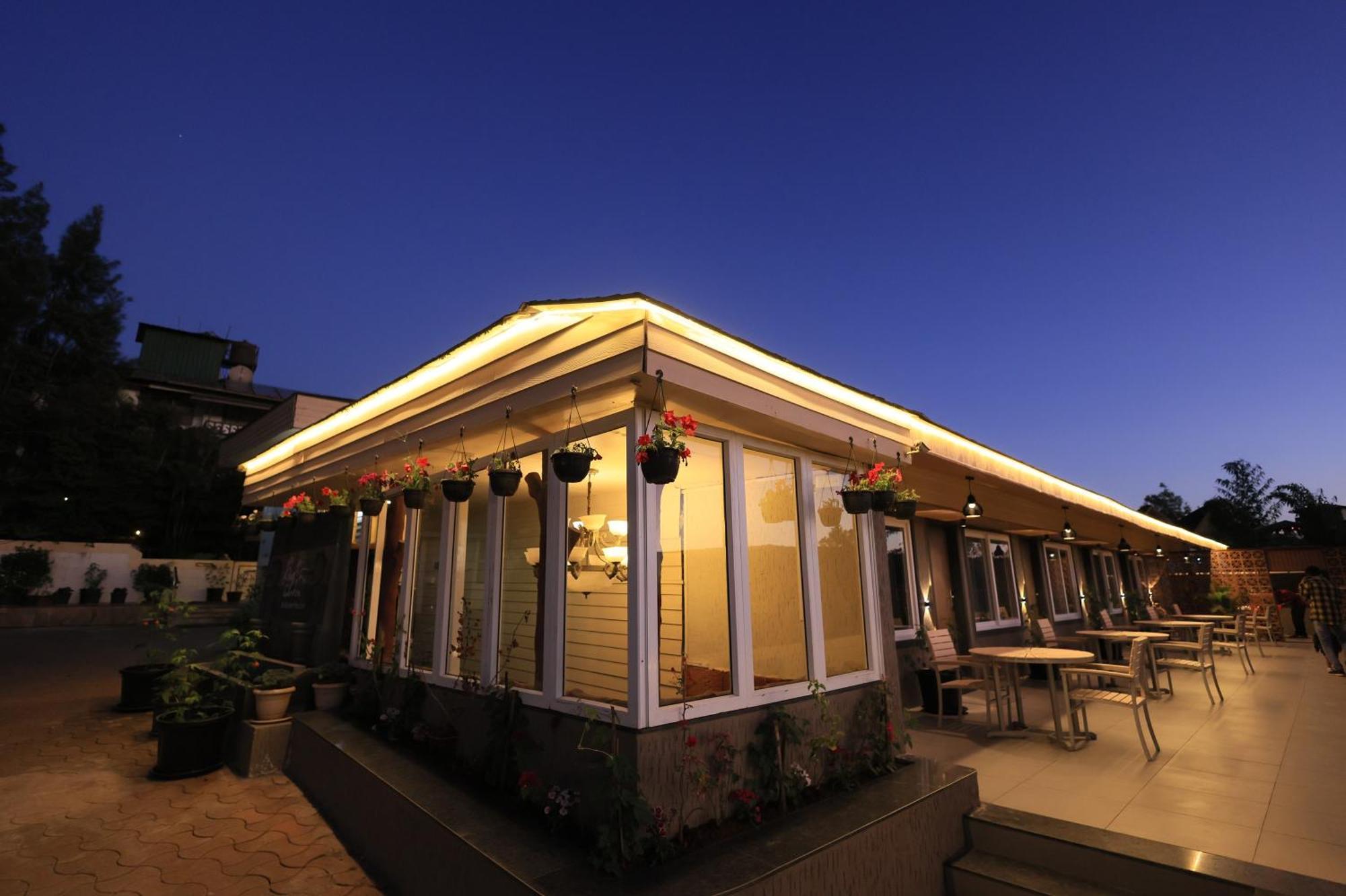Hotel King Garden Mahābaleshwar Dış mekan fotoğraf